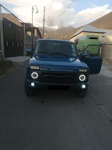 masin adlari ve sekilleri: LADA Niva (Urban stili) off-road SUV Salam. Real alıcıya endirim — 1