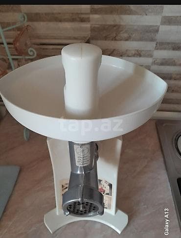 food chopper th 7918: Ət çəkən maşın Bosch, Reverssiz, İşlənmiş — 2