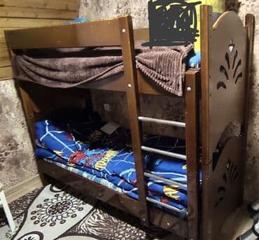 Oğlan və qız üçün, İşlənmiş, Çarpayı, Matrassız, Siyirməsiz, Taxta