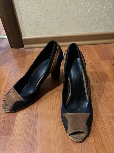 туфли новая не одевала не разу: Туфли, Размер: 39, цвет - Синий, Б/у — 2