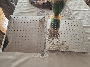 Ikisi bir yerdəBu dəstə iki ədəd kvadrat formalı, müasir dizaynlı