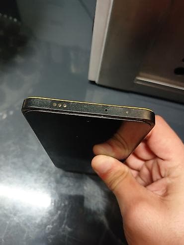 ayfon 17 dubay: Poco X6 Pro 5G — 10