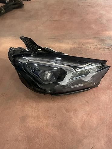 kuzu: Sağ, Yaxın və uzaq vuran işıqlar Mercedes-Benz, 2021 il, Orijinal, Almaniya, İşlənmiş — 2