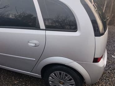 Yağlar və avtokimyəvi maddələr: Opel Meriva: 1.3 l | 2006 il 335000 km Van/Minivan — 4