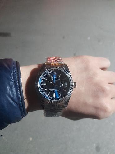 Rolex a cllas yenidir isdifade olunmuyub ayin tarixin de gorsedir