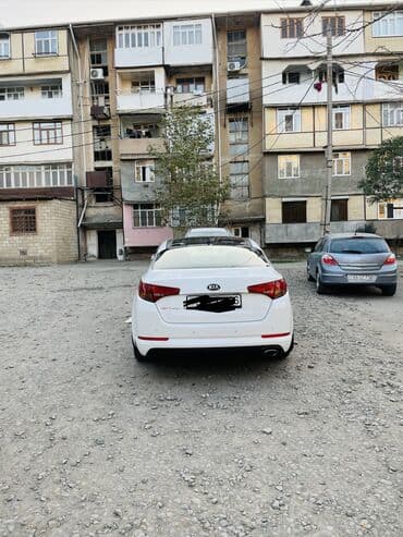 ford fusion necə maşındır: Kia Optima: 2 l | 2013 il Sedan — 12
