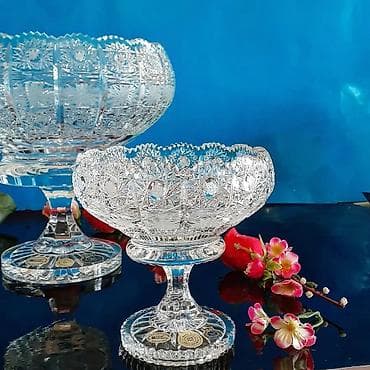 ag yolka: Tom 1eded meyve qabi ve 2 eded konfet qabi. Meyve qabi 195 azn konfet — 2