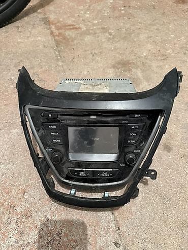 panel satiwi: Hyundai Elantra, Orijinal — 2