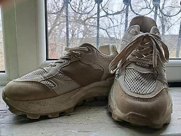 Qadın geyimləri: Bej rəngli uniseks idman ayaqqabısı - Model: “FASHION – Clothes — 4