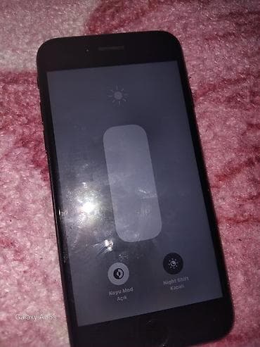 rengli printer: IPhone 7, Qara, Barmaq izi — 3