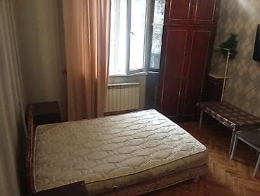 Kirayə verilir: 1 otaqlı, məişət avadanlıqları və mebellə təmin