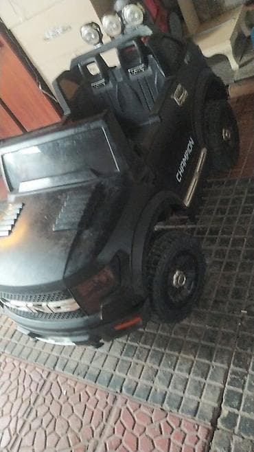 2 yaş: Uşaqlar üçün elektrikli minik maşını – off-road tipli pikap — 3