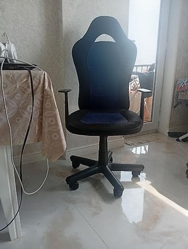 satin parça: Təkərli, Qolları tənzimlənir, Parça — 2