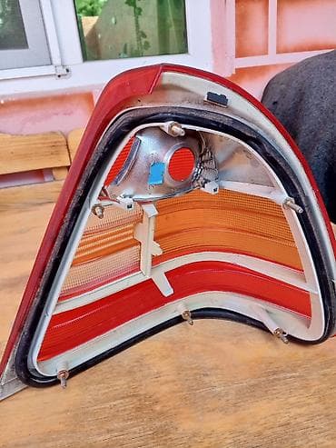 w210 arxa buferi: Mercedes-Benz Orijinal, Almaniya — 2