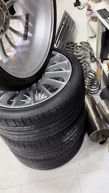 mercedes disk: Məhsul: 4 ədəd yüngül lehimli disk və təkər komplekti Xüsusiyyətlər — 2