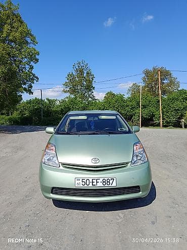 pirus diski: Toyota Prius (II nəsil) hibrid hetçbek - Rəng: açıq yaşıl (Metallic) — 3