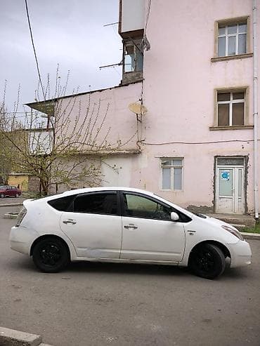 prius disk təkər: Toyota Prius (2-ci nəsil) hibrid hetçbek - Kuzov: 5 qapılı hetçbek — 6