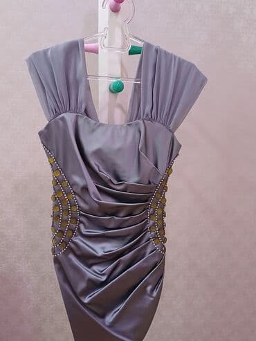 baki_moda_evi ziyafet geyimleri: Ziyafet geyimleri
1 ci geyim-36 olculu
2 ci -40 olculu — 2