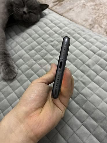 iphone 11 pro max irshad: IPhone 11, 128 GB, Qara, Face ID — 7