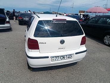 Volkswagen Polo: 1.4 l | 2001 il Sedan — 2