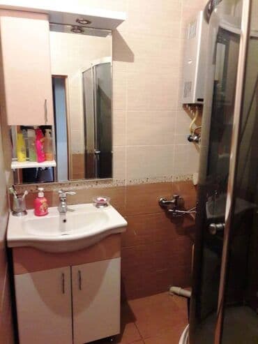 9 ci mikrorayon satilan evler: Bakı, 3 otaqlı, Köhnə tikili, 80 kv. m — 7