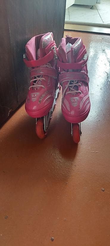 Çəhrayi rəngdə rolik. Az islenib 37-40 razmer