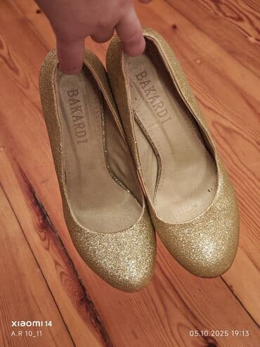 женские классические туфли на танкетке: Qadın ayaqqabıları – 2 cüt 1) Qırmızı klassik tufli - Material: zamşa — 12