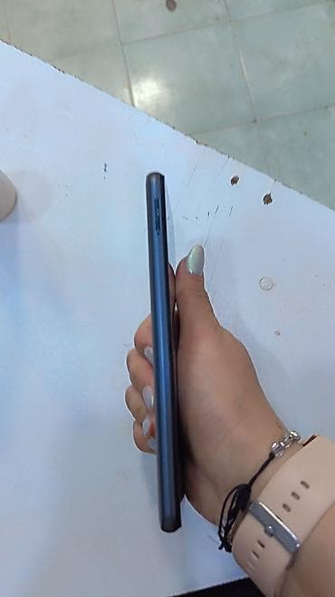 ddr4 8gb ram notebook: Android smartfon - Ekran: damcı formalı ön kamera kəsiyi olan tam — 4