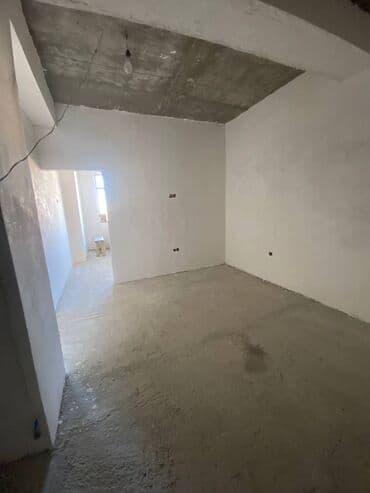 yari tikli evler: 1 otaqlı, Yeni tikili, m. Neftçilər, 60 kv. m — 2