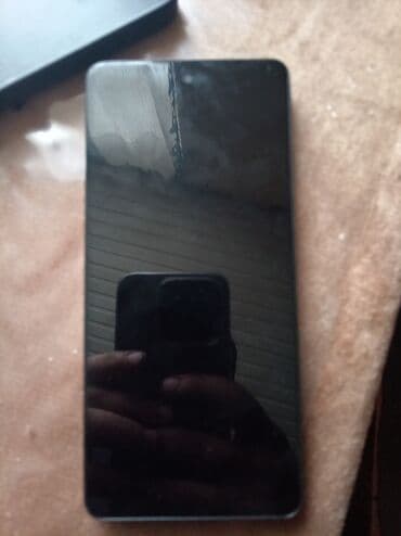 Apple iPhone: Samsung Galaxy A52, 256 ГБ, цвет - Черный, Отпечаток пальца — 3