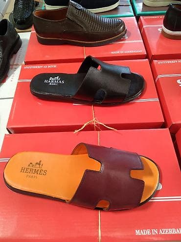 klassik ayaqqabi: Kişi üçün dəri şippak/slayd sandal modeli. - Brend nişanları: “HERMES — 1