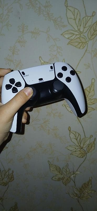 ucuz htc: Içində 14 mindən çox oyun var Paketə daxildir: - 1 ədəd simsiz gamepad — 1