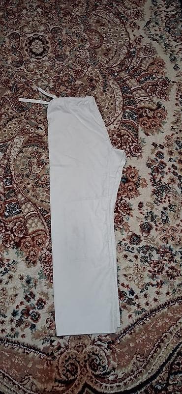 İdman dəstləri: Judo gi dəsti – gödəkcə, şalvar və kəmər - Rəng: ağ gi, qara kəmər - — 5