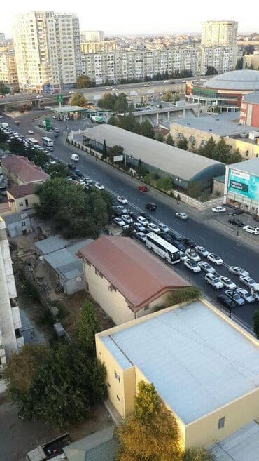 nerimanovda obyekt satilir: 3 otaqlı, Yeni tikili, m. Xalqlar Dostluğu, 100 kv. m — 15