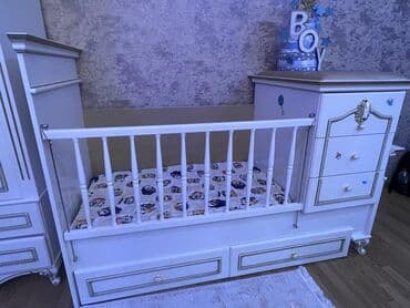 bir yaş tortları: Oğlan və qız üçün, Yeni, Beşik, Matras ilə — 3