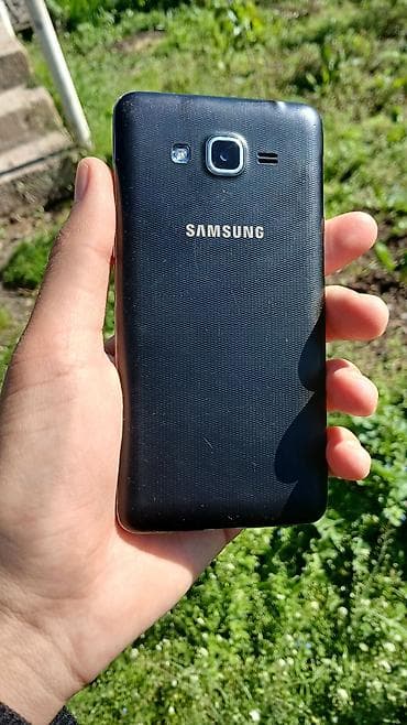 60 fps ucuz telefonlar: Samsung 8 GB, rəng - Qara, İki sim kartlı — 2