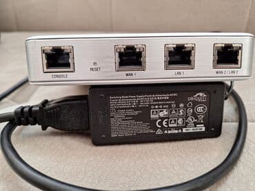notebook çantaları bakı: UniFi security gateway UBIQUITI networks EU version Çox az istifadə — 3