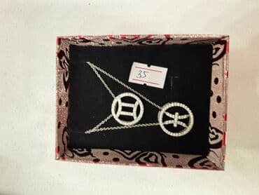 oğlan sepləri: Zərif bəzək dəstləri – kolyeler və kulonlar - Qutuda təqdim olunan — 1