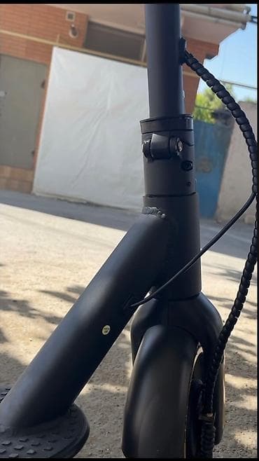 Yeni Elektrik samokat ≤ 5", 351 - 500 Vt, > 45 km/s — 5