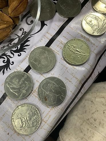 CCCP QƏPİKLƏRİ SİYAHI VAR YAZN ATIM SATIRAM KOLLEKSİYA ÜÇÜN ƏLADIR