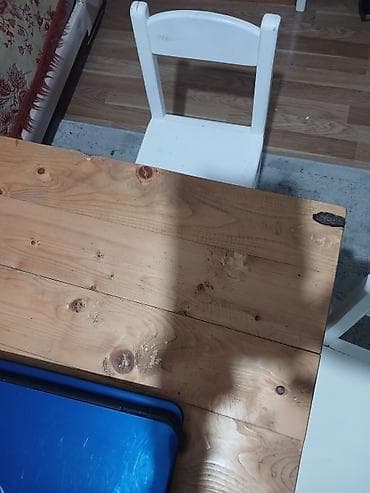 Oğlan və qız üçün, Yeni, Siyirməsiz, Yazı masası, Stullar ilə