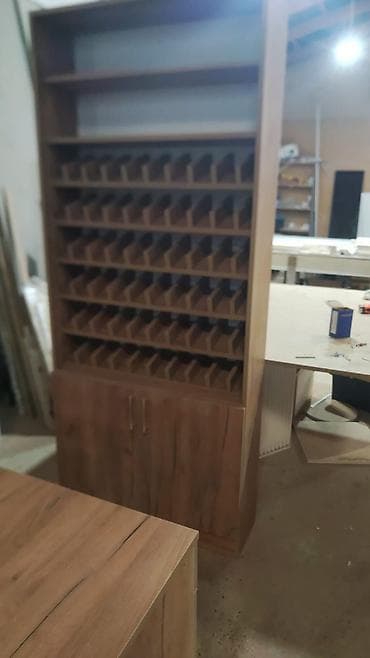 yevlax mebel: 59 gozlu siqaret vitrini satılır Elave olaraq aşağıda 2 gözü var depo — 1