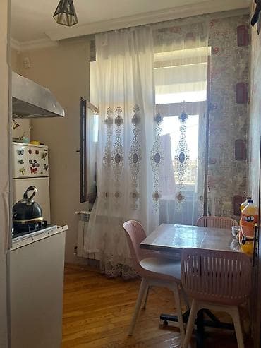 qubada satilan evler: Kirayə ev verilir Masazır məzunlar binasi 1 otaqlıdır ev hər kəsə — 7