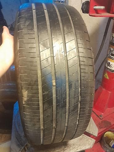 eylec diski: Dunlop avtomobil şini - Ölçü: 235/45 R18 - Yük/sürət indeksi: 94W - — 2