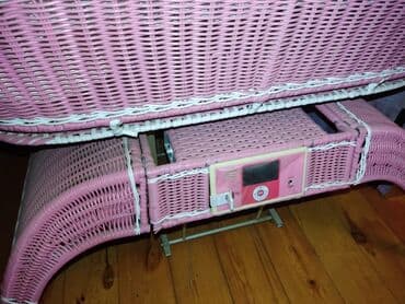 Qız üçün, Dördbucaq, Beşik, Dəst ilə, Matrassız, Yellənmə mexanizm ilə