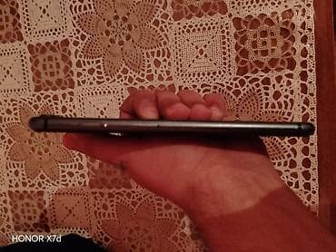 philips ev telefonu: IPhone 8 Plus, 64 GB, Jet Black, Barmaq izi — 2