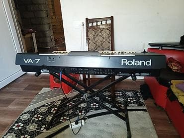 real gitara: Roland VA-7 aranjor sintezator - Model: Roland VA-7 (V-Arranger — 4