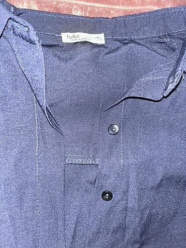 uzun koynek modelleri: Fullamoda Basic Yırtmaçlı Oversize Köynək - Rəng: tünd göy (navy) - — 2