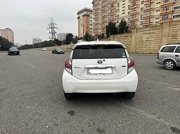 ford tranzit kreditle: Toyota Aqua icarəyə verilir qalmaq şərti ilə Buraxlış kartı var və — 4