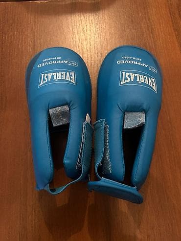 İdman və istirahət: Everlast taekvondo/karate döyüş əlcəkləri – mavi rəng. - Rəsmi — 1